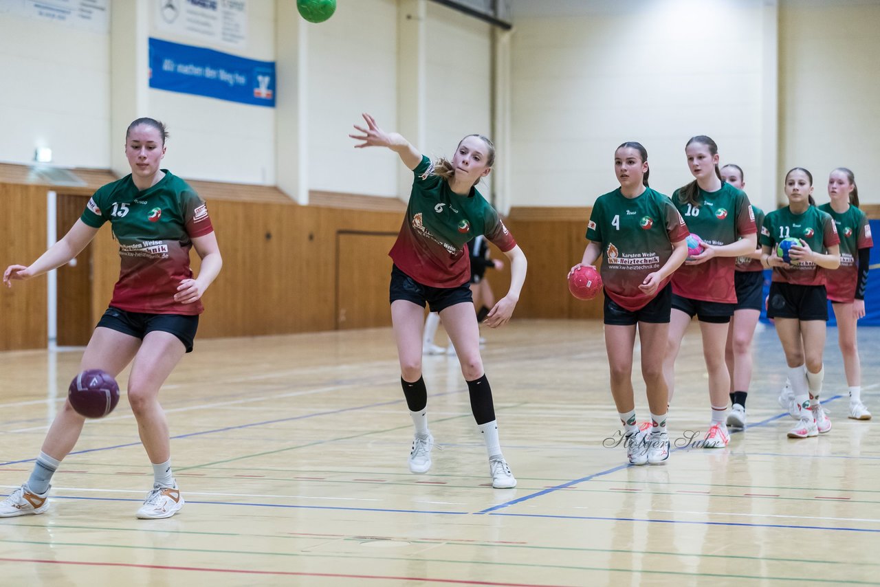 Bild 91 - wCJ TSV Ellerau - HSG Kremperheide/Muensterdorf : Ergebnis: 22:20